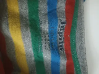 Lote 12 Camisetas Niño y chaqueta. Talla 4-6 años.