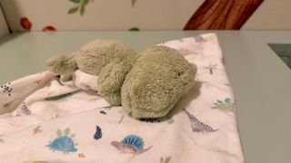 Peluche dinosaurio para bebé