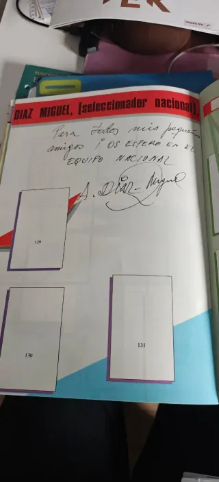 Album Cromos Baloncesto 1988 parte posterior daños