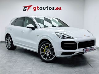 Porsche Cayenne E-Hybrid 462CV
