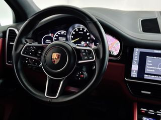 Porsche Cayenne E-Hybrid 462CV