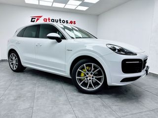 Porsche Cayenne E-Hybrid 462CV