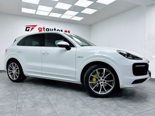 Porsche Cayenne E-Hybrid 462CV