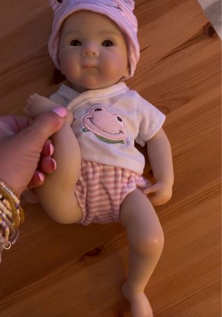 Bebé de silicona completa con accesorios 33 cm