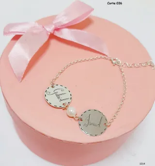 Pulsera con nombres (personalizables)