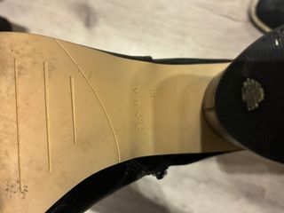 Botines Zara Beige y Negro Tacón