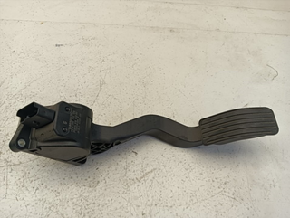 PEDAL ACELERADOR PEUGEOT 207 8FS 9681844080