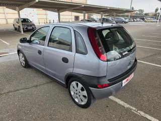 Opel Corsa 2004   1 PROPIETARIO NO NEGOCIABLE