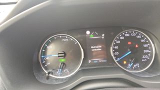 Toyota Rav4 220H Business 4WD 163 kW (222 CV)