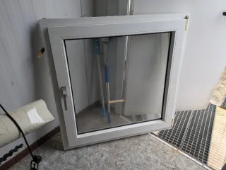 Ventana 1m x 1m Blanca