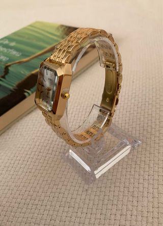 Reloj Quartz Dorado y Blanco Elegante Mujer