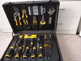 Maletín de herramientas Stanley negro