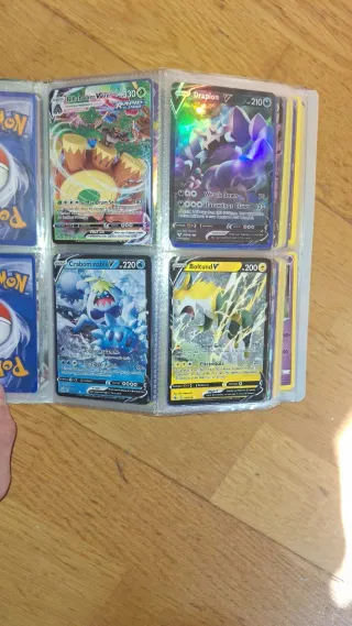 Cartas Pokémon Variadas