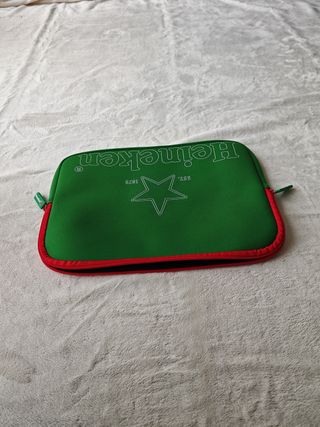 Custodia PC Heineken 14" | Funda Portátil Nuevo