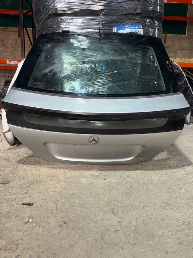 Portón Mercedes W203 Sport Coupe