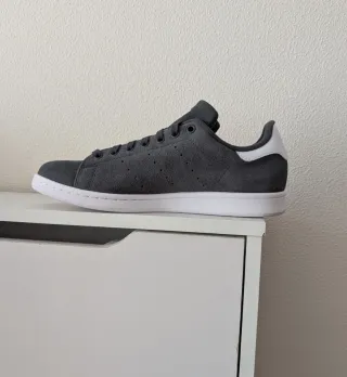 Zapatillas Adidas Stan Smith Gris Talla 43.5