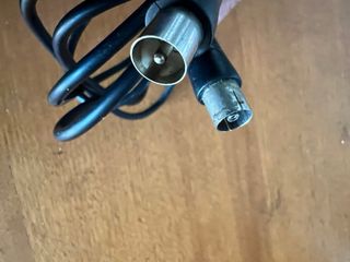 Cavo coassiale TV con connettori