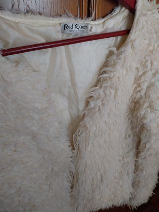 Casaco de plumas brancas, S/M, Red Queen