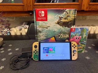 Nintendo Switch OLED Edizione Zelda
