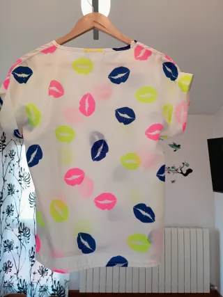 Blusa LIVA GIRL Talla Única Estampado Labios