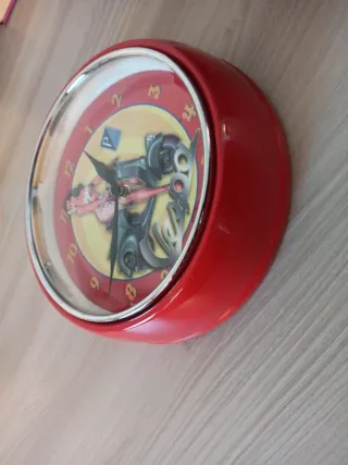 Orologio da parete Vespa rosso
