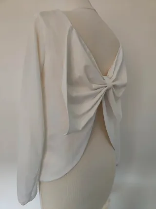 Blusa top blanca evento lazo grande M 38