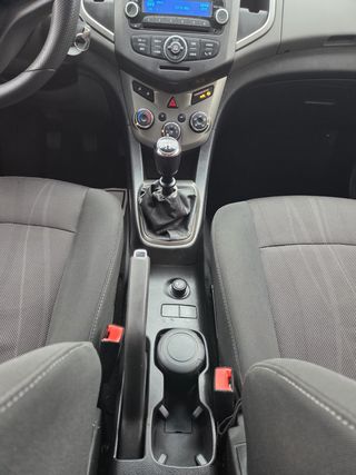 Chevrolet Aveo 1.2 LT 5p.