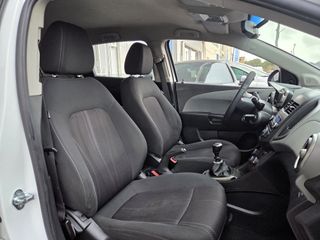 Chevrolet Aveo 1.2 LT 5p.