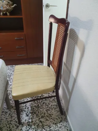 Silla vintage madera y ratán