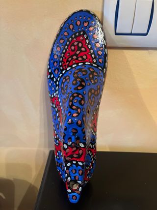 Horma de madera pintada a mano