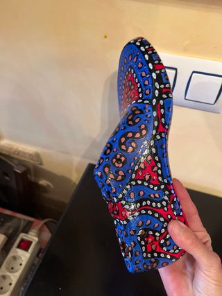 Horma de madera pintada a mano