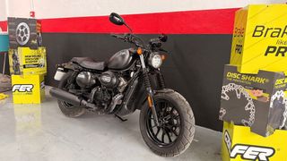Hyosung GV 125 Bobber