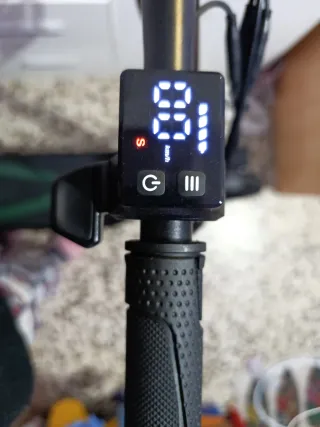 Patinete eléctrico ATSANT ES2 PLUS con sillín