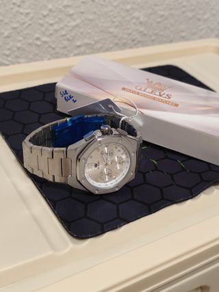 Reloj OLEVS Plata y Blanco Hombre