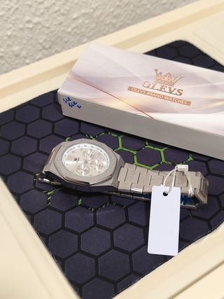 Reloj OLEVS Plata y Blanco Hombre