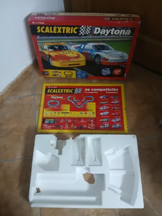 Caja Scalextric Daytona 1:32
