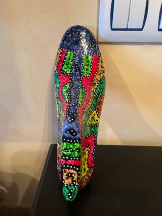 Horma de madera antigua pintada a mano