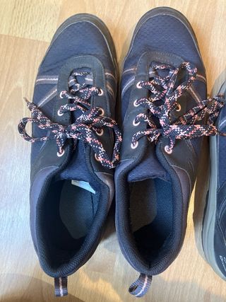 Zapatillas trekking Quechua waterproof 39 y 40