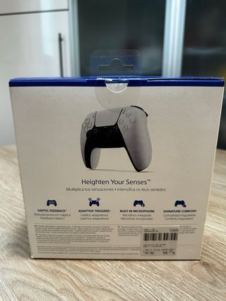 Mando Sony DualSense PS5 Blanco y Negro