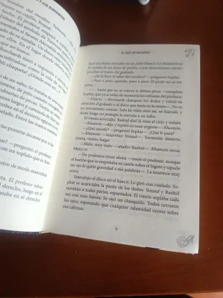 EL OJO DE NEFERTITI (Spanish Edition)