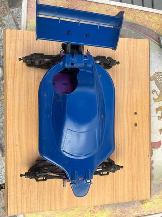 Chasis y Carcasa Radiocontrol Nitro Thunder 1/10