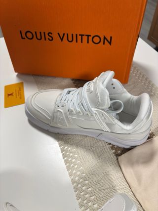 Louis Vuitton Trainer Blancas