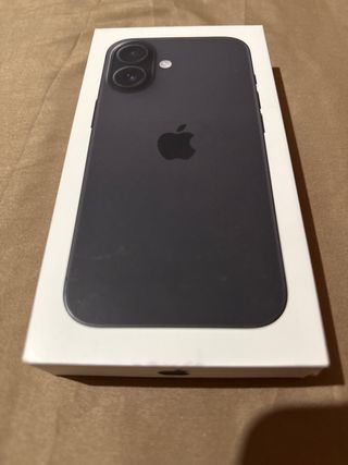 Caja iPhone 16