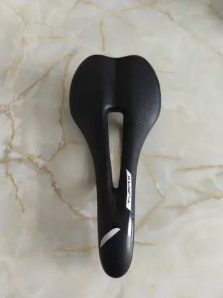 Sillín Pro Turnix Negro semi curvibde 155mm