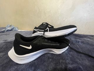 Zapatillas Nike Negras y Blancas