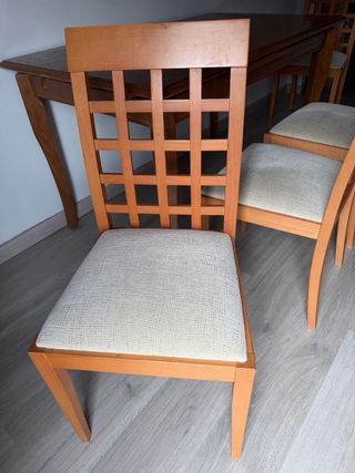 Conjunto mesa y 4 sillas comedor