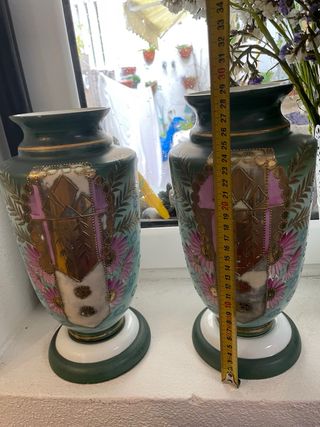 Par de jarras de porcelana vintage