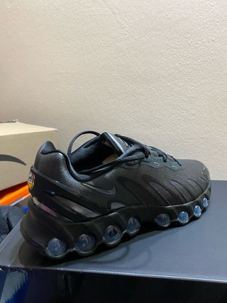 Nike Air Max DN8 Negro/Gris Talla 42.5