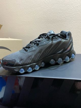 Nike Air Max DN8 Negro/Gris Talla 42.5