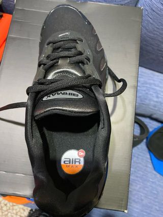 Nike Air Max DN8 Negro/Gris Talla 42.5